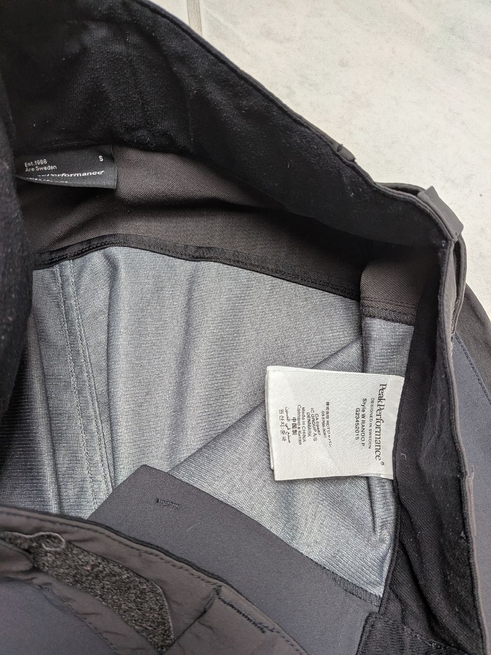 Peak Performance Pantaloni: Peak Performance Hose – Usato da Küssnacht am Rigi venduto da schweizerrose 2