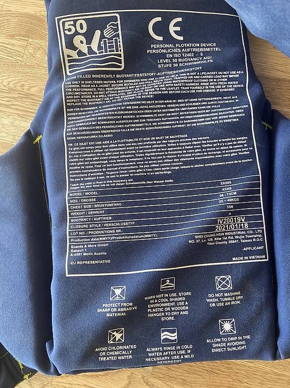 Schwimmwesten: Schwimmweste  – Gebraucht aus bolligen von nimhon 4