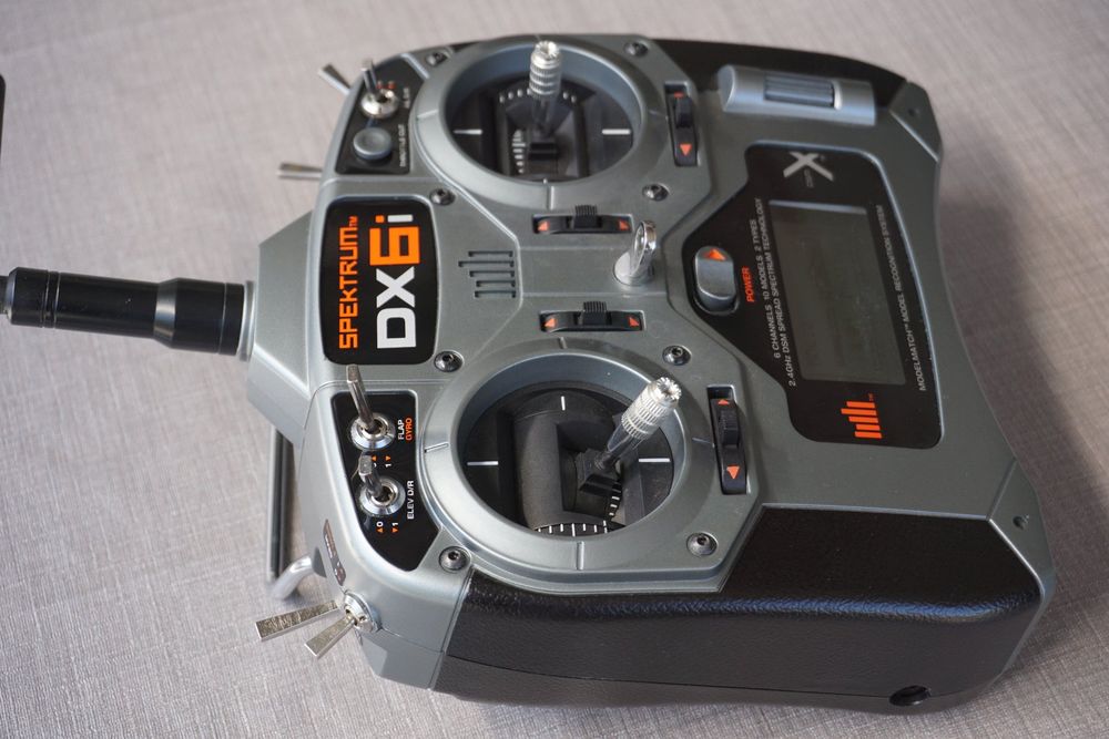 SPEKTRUM DX6i / DSM-X / Mode 2 Sender (Gebraucht) in Güttingen für CHF ...
