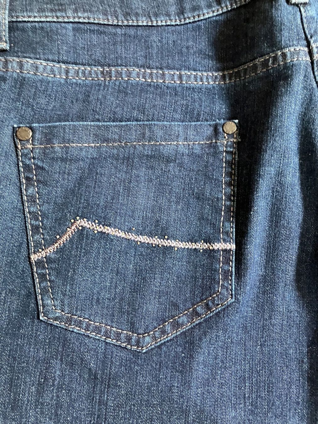 Brax Jeans: sehr gut erhaltene BRAX Jeans- neuwertig ! – Usato da Bern venduto da sturmmoewe 2