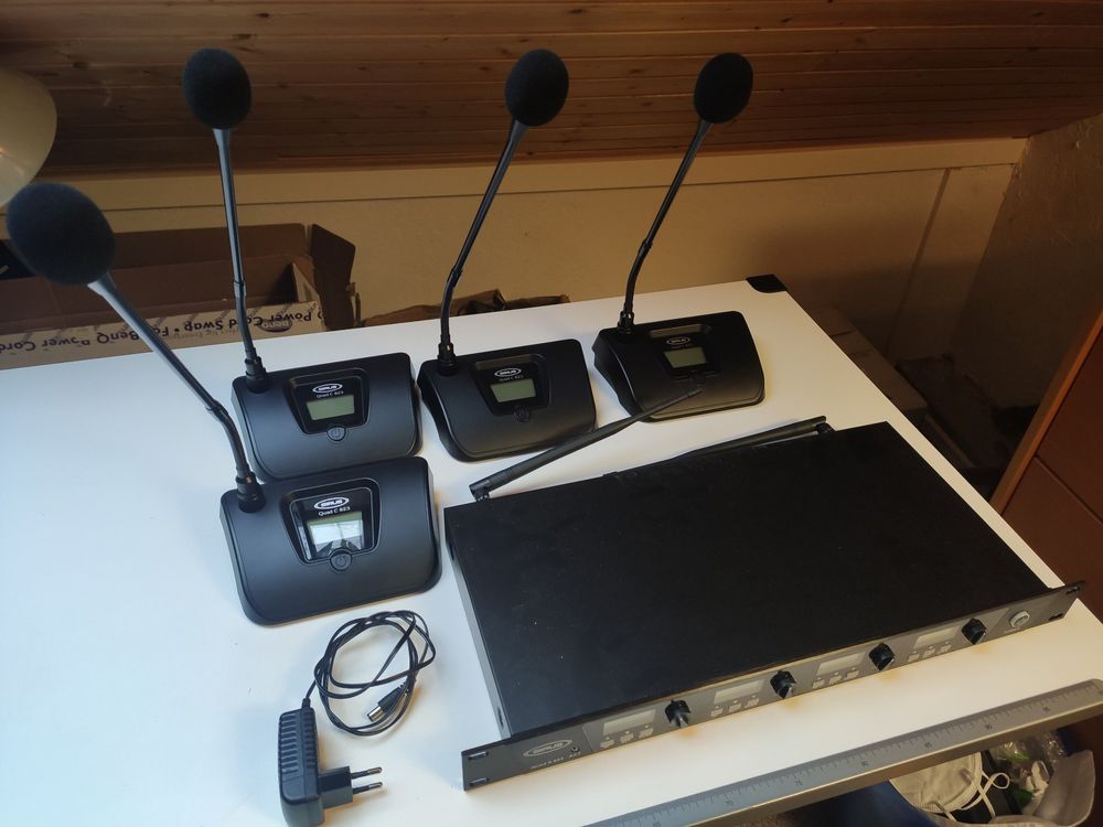 Sirus Quad R + 4C 823 Bundle UHF Conference Table Microphone (Gebraucht ...