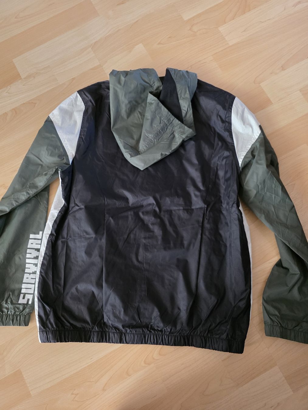 Giacche: Minecraft Jacke Grösse 164 – Nuovo (secondo la descrizione) da Oberbüren venduto da Skadi_83 1