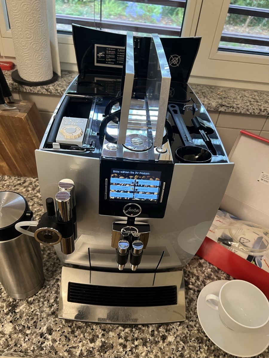 Jura Kaffeemaschinen & Espressomaschinen: JURA  J9 impressa – Gebraucht aus Kloten von sal_2kb8 1