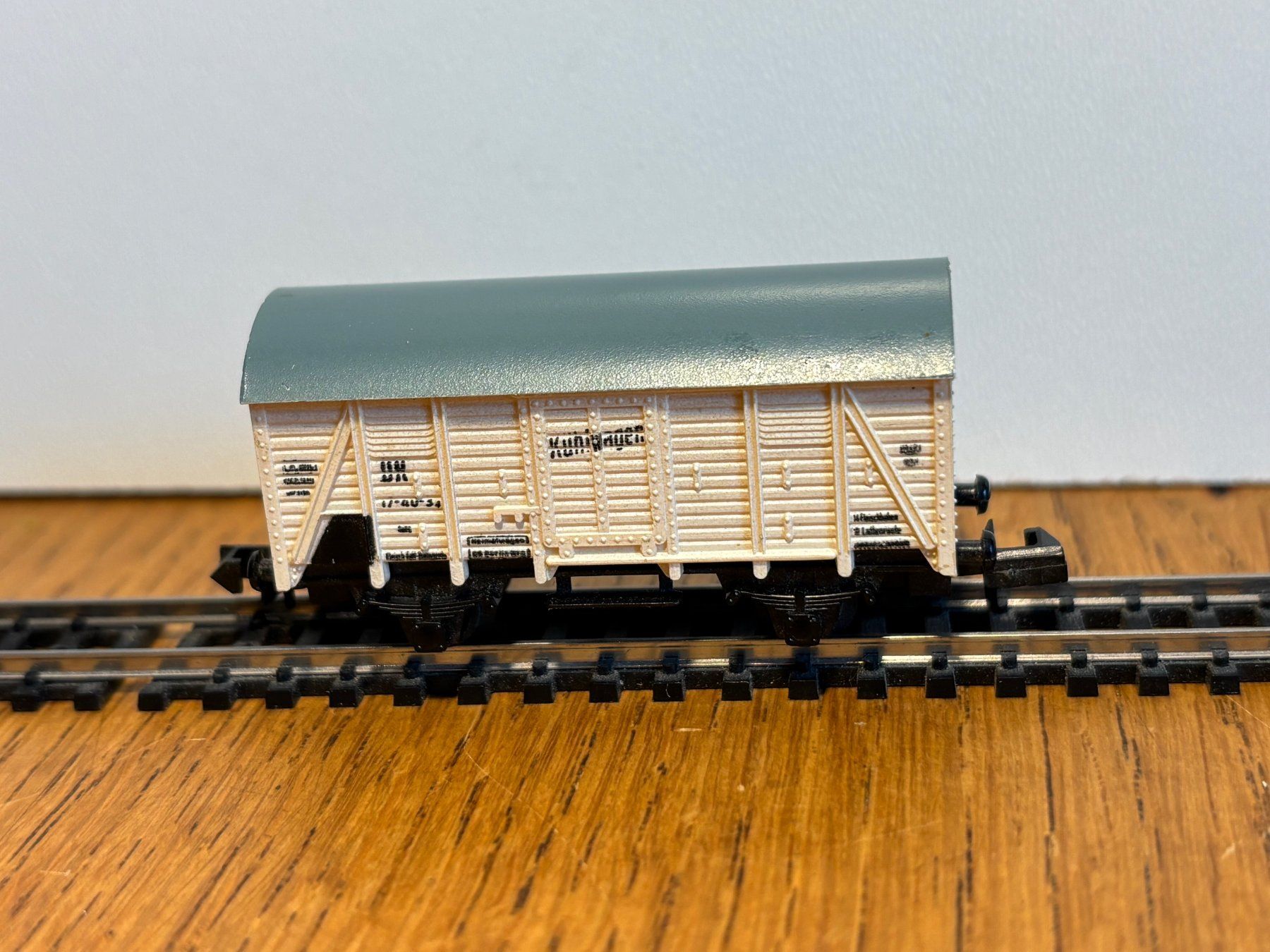 Modellini di ferrovie: *e574 Geprüft: Güterwagen (Spur N) – Usato da Birsfelden venduto da Birs_25 1