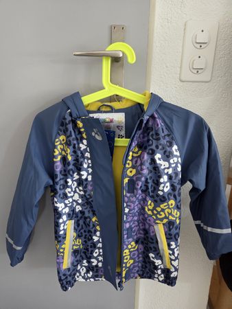 Regenjacke NEU Grösse 110/116