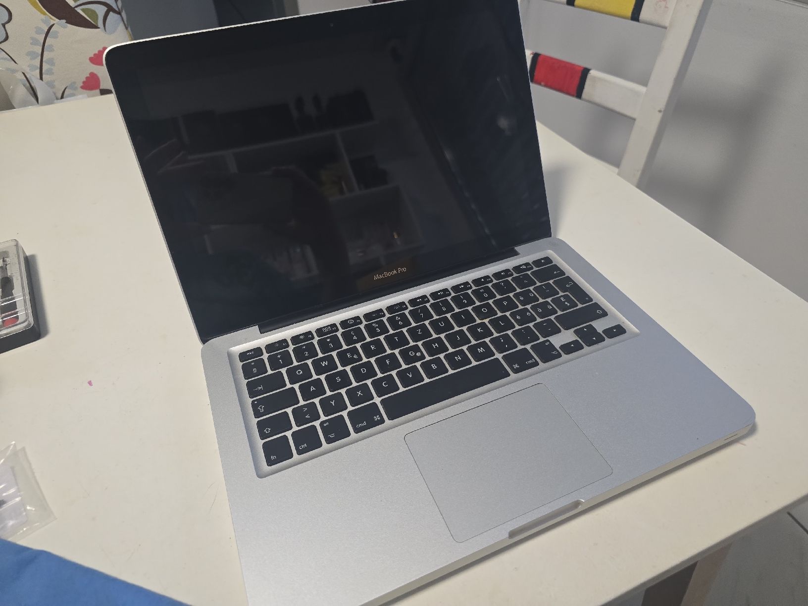 Apple Notebook: Macbook pro 2010 – Difettoso da Agno venduto da CatStyle