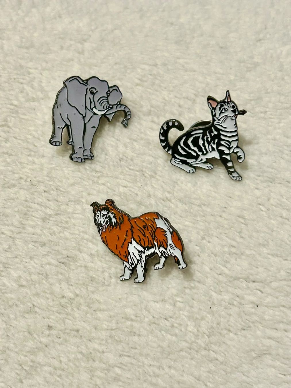 Plaketten & Abzeichen: Pin Set Tiere Alt – Gebraucht aus Uster von xBeccax