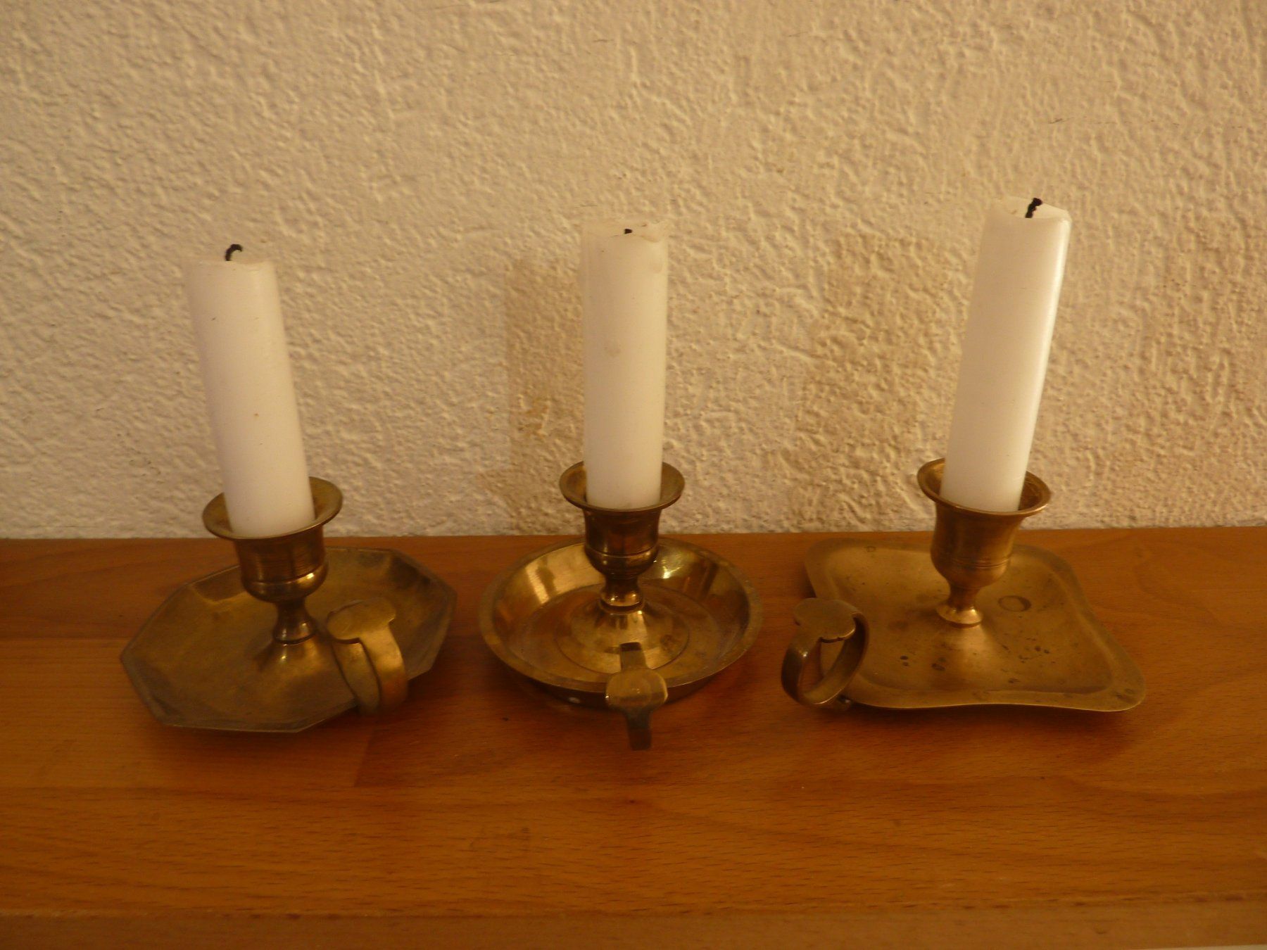 Portacandele: Messing Kerzenständer Schalen mit Griff 3er Set – Usato da Hochfelden venduto da swissice
