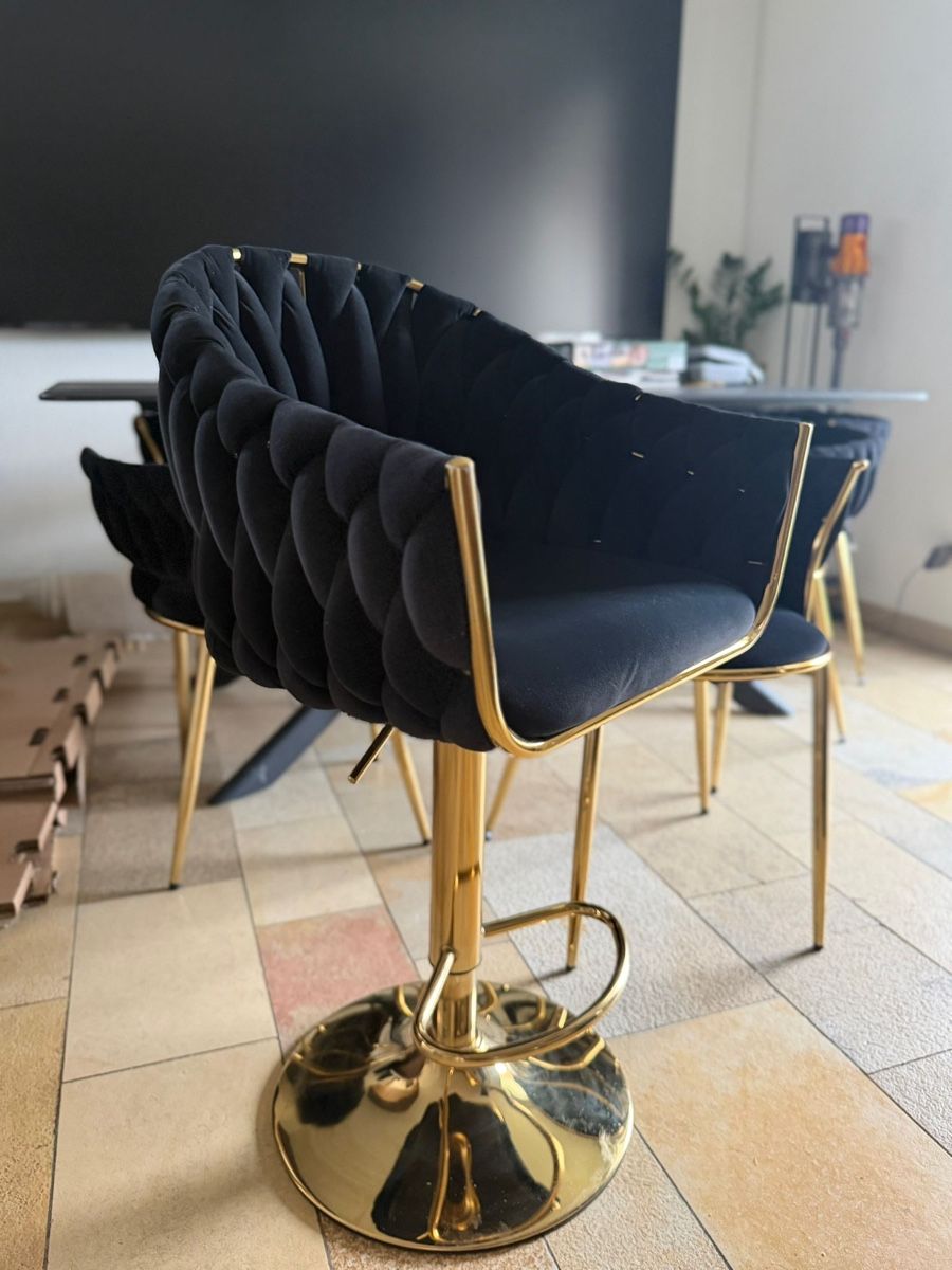 Sgabelli: 2x Barhocker, Schwarz/Gold – Usato da Biberist venduto da Dzinic98 2