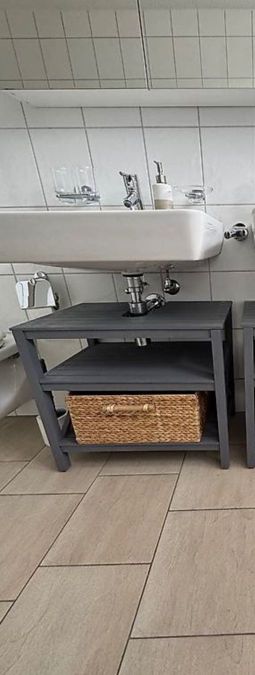Mobili per bagno: Badezimmerunterschrank – Usato da Winterthur venduto da vik_gh6w