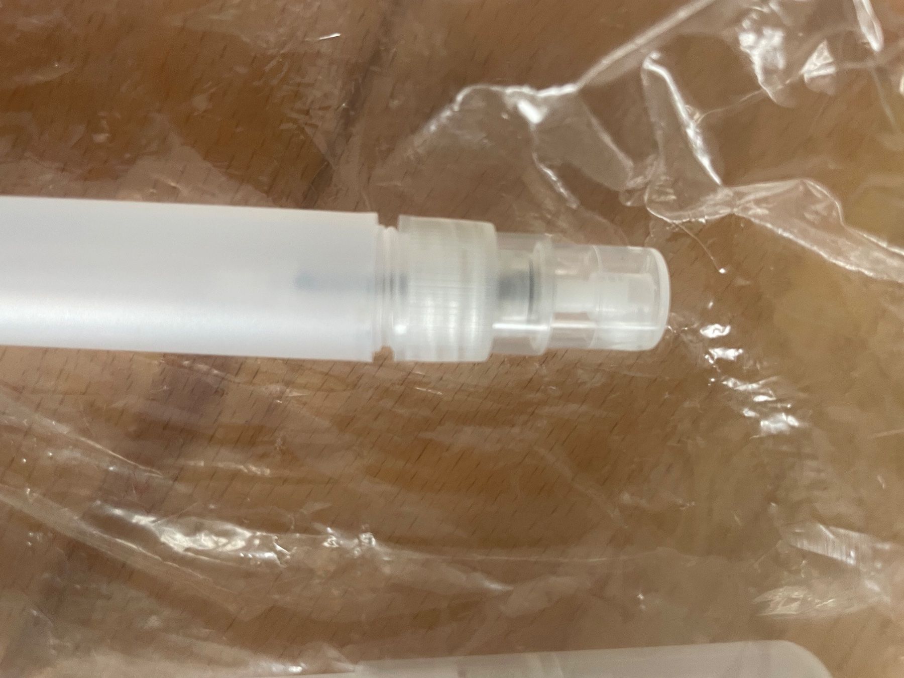 Contenitori & Simili: Spray Stift für kosmetika – Nuovo e nell'imballaggio originale da Biel/Bienne venduto da linette78 2