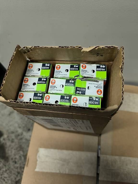 Osram Lampade: Glühbirnen OSRAM 9W/840 G23 – Usato da Kehrsatz venduto da Galopom 3