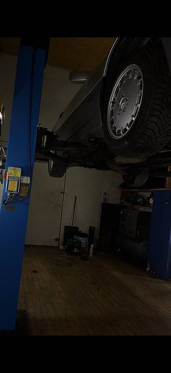 Hebebühne & Wagenheber: 2 Säulen Autolift S Lift 3000 kg/400V  – Gebraucht aus Wettingen von ELLA39 1