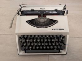 Macchina da scrivere Triumph Tippa