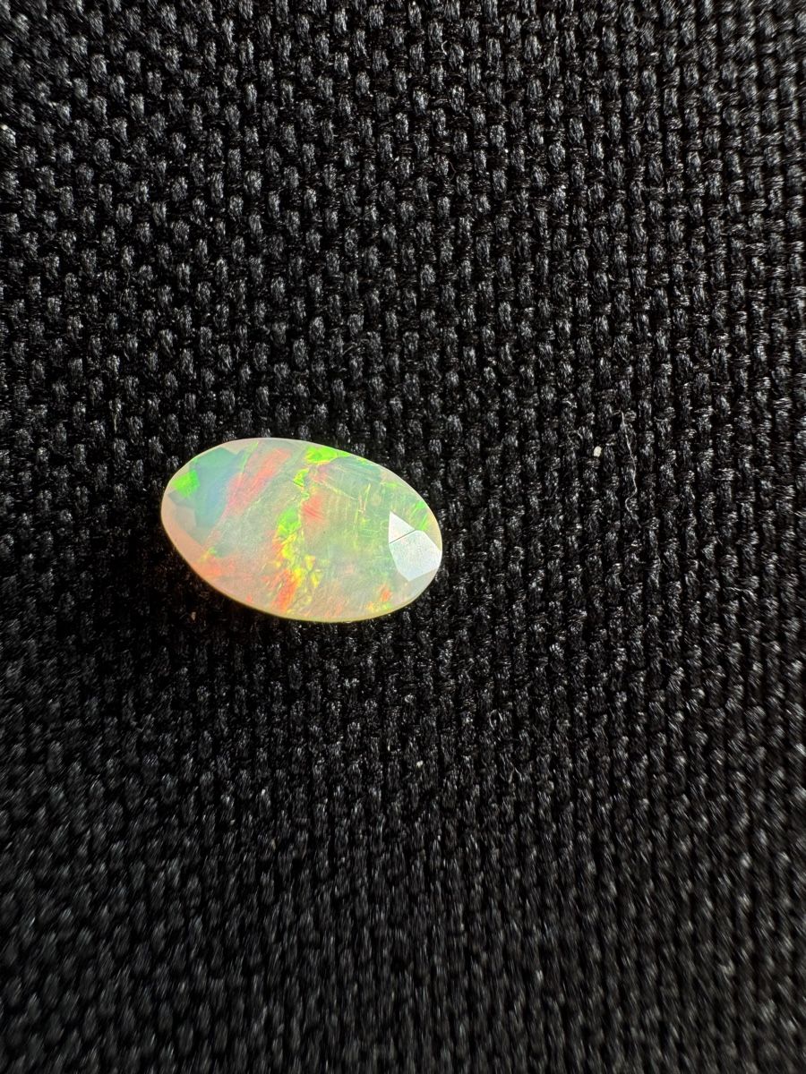 Pierres précieuses: Äthiopischer Opal 1.1ct – Neuf avec emballage d'origine à Wängi par Horus90 3