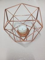 geometrischer Kerzenständer rosé