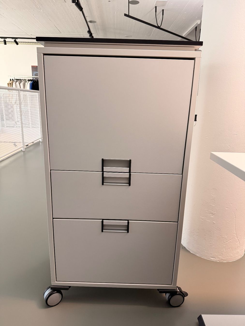Eléments de bureau: Büromöbel – D'occasion à Dietlikon par svenm9320 4