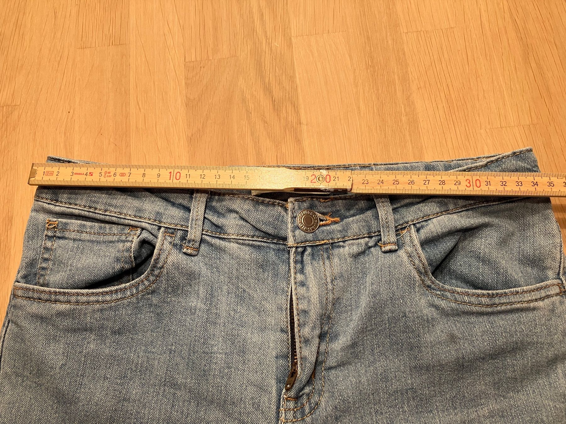 Levi's Pantaloni: Jean Levis 710 gr. 164 /14 ans – Usato da Epalinges venduto da Tosca20 1