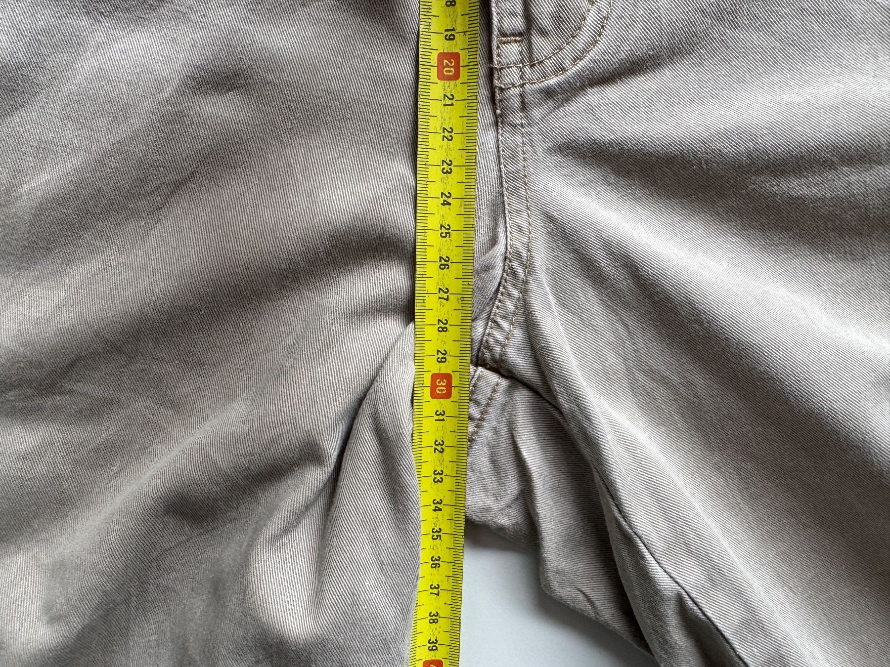 Hosen: Mossimo Y2K Cargo pants W33 bermuda 100% cotton 7 pockets – Gebraucht aus Neuchâtel von _Easy_to_Find_ 5