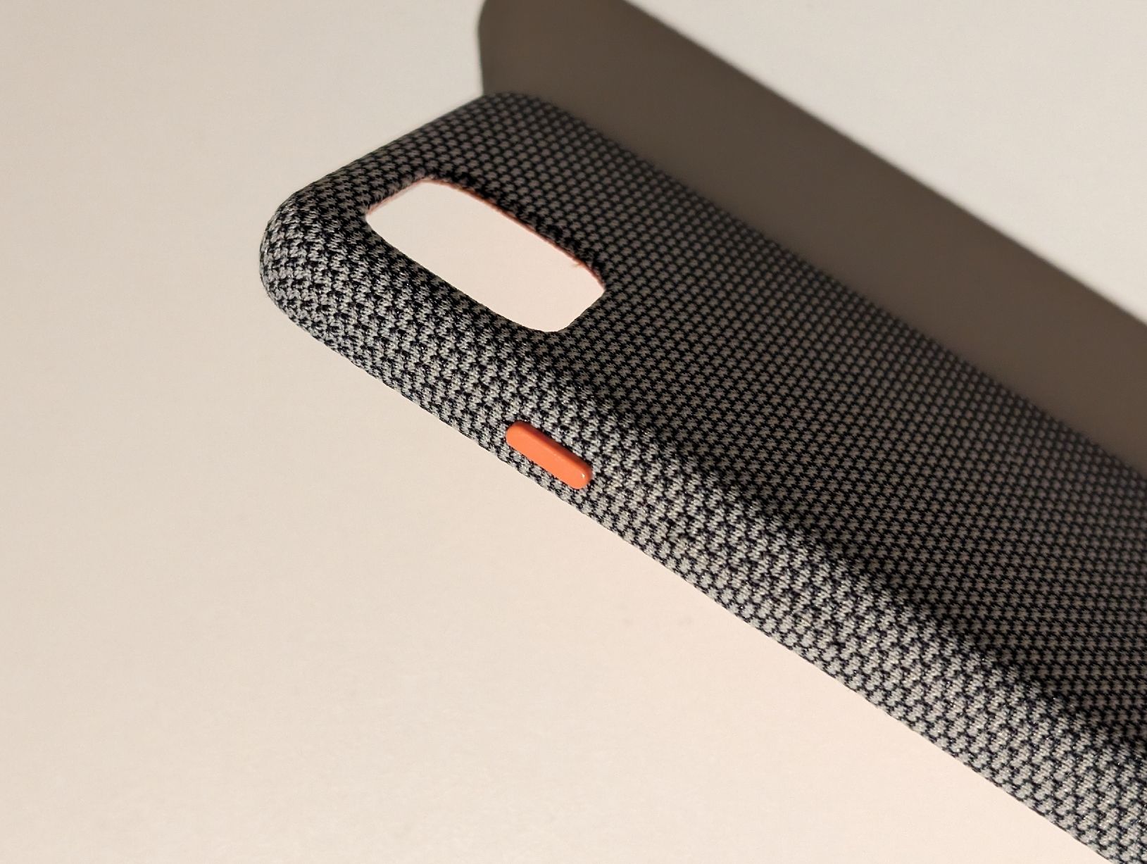 Google Cover & Protezioni schermo: original cover Google pixel 4 – Usato da Zürich venduto da cos_j57v