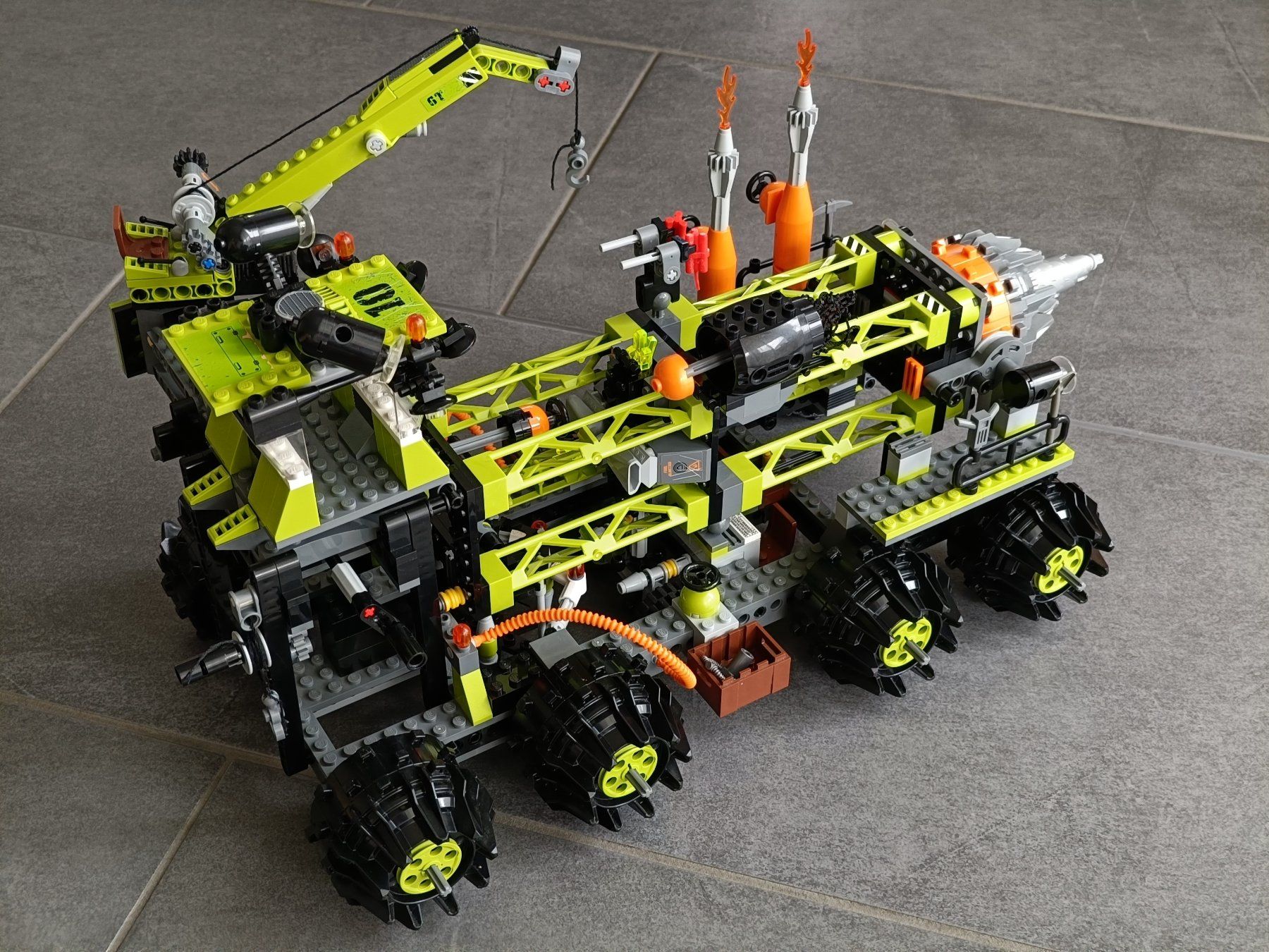 Lego Spielzeuge: LEGO Power Miners: Mobile Bohrstation – Gebraucht aus Tägerig von Gaston_99 4
