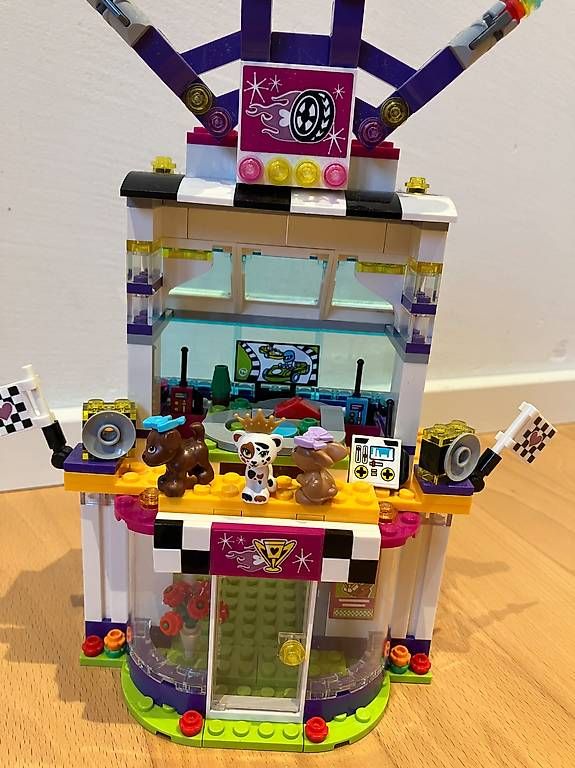 Lego Kit di costruzioni: Lego Friends 41352 Das grosse Rennen – Usato da Pfungen venduto da altijdlente 3
