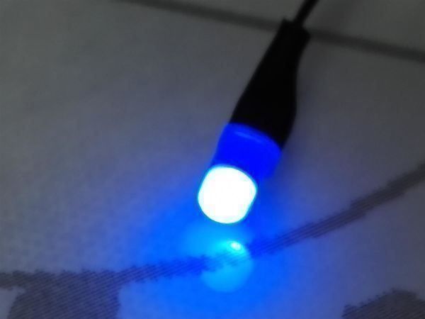 Componenti elettronici: LED 3mm verkabelt, 12V DC, blau diffus – Nuovo (secondo la descrizione) da Luzern venduto da Salefactory 1