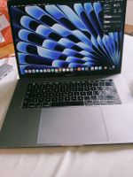 Macbook Pro 2017 i7 16GB ram ssd 256GB
