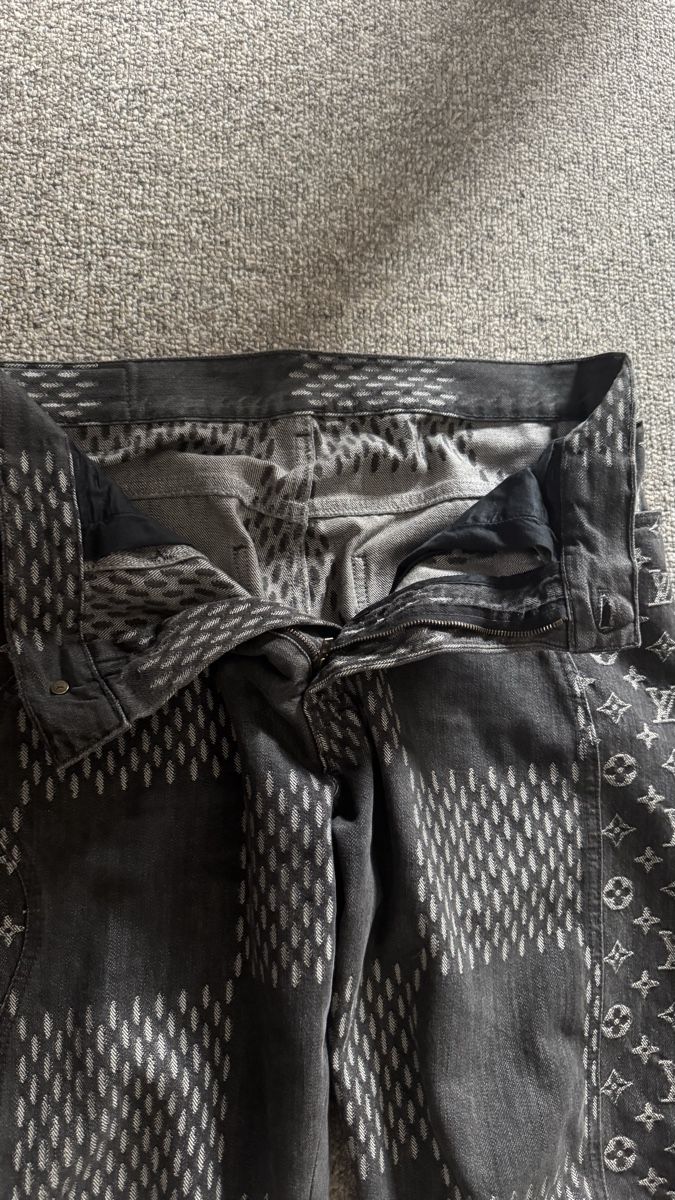Pantaloni: Louis Vuitton x Nigo denim pants – Usato da Rotkreuz venduto da pas_kwk9 1