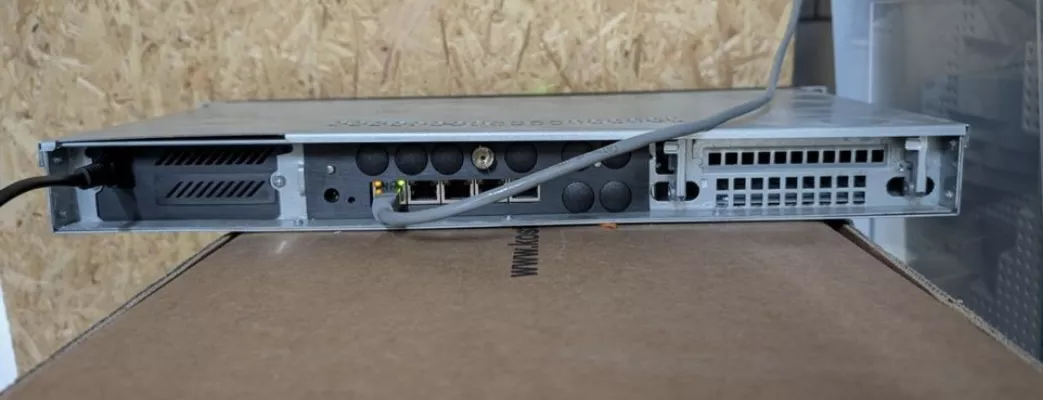 Server: Digital Devices Net Minit ITX + Max S8X Basic oder Max A8i – Neu (gemäss Beschreibung) aus Pieterlen von Besiktas-1903 1