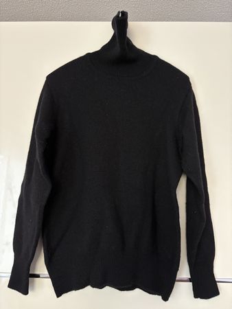 Schwarzer Rollkragenpullover aus Wolle , Grösse S