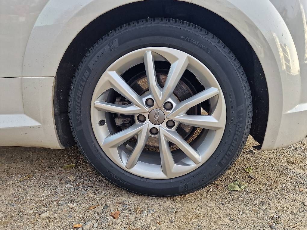Cerchioni: Cerchi originali Audi con gomme – Usato da Aldesago venduto da Simone_400 3