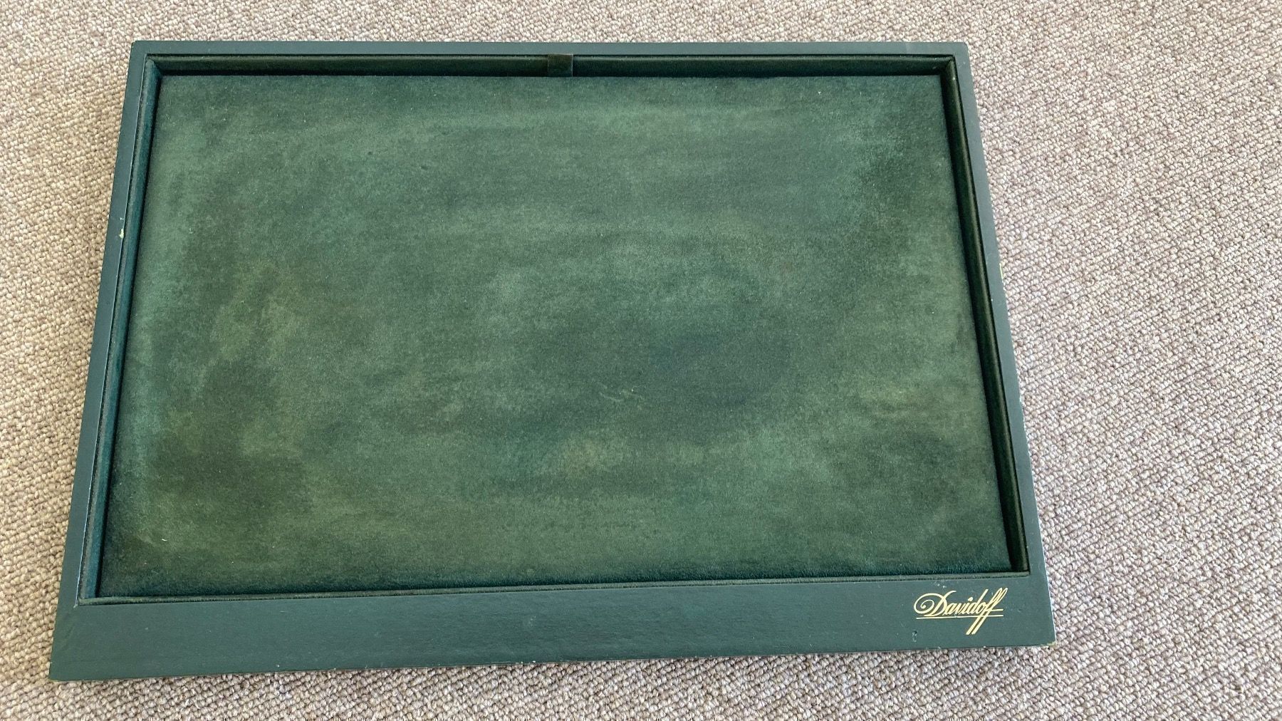 Davidoff Sigari: Davidoff Präsentiertablar – Usato da Teufen AR venduto da Partagas69 2