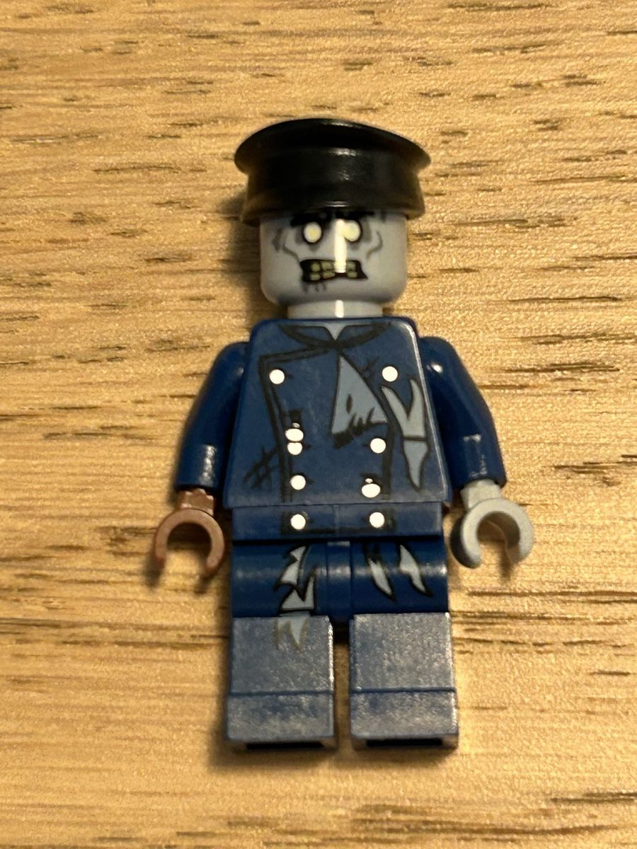 Lego Statuette: Lego Monster Fighters Figuren – Usato da Luterbach venduto da Magnesium3 3