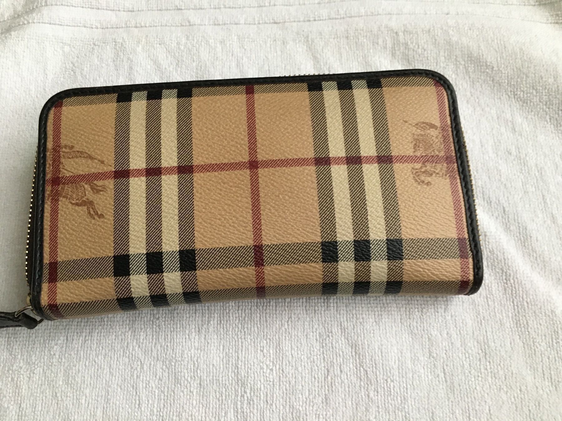 Burberry Portamonete: Burberry Portemonnaie – Usato da Langenthal venduto da sonne_00