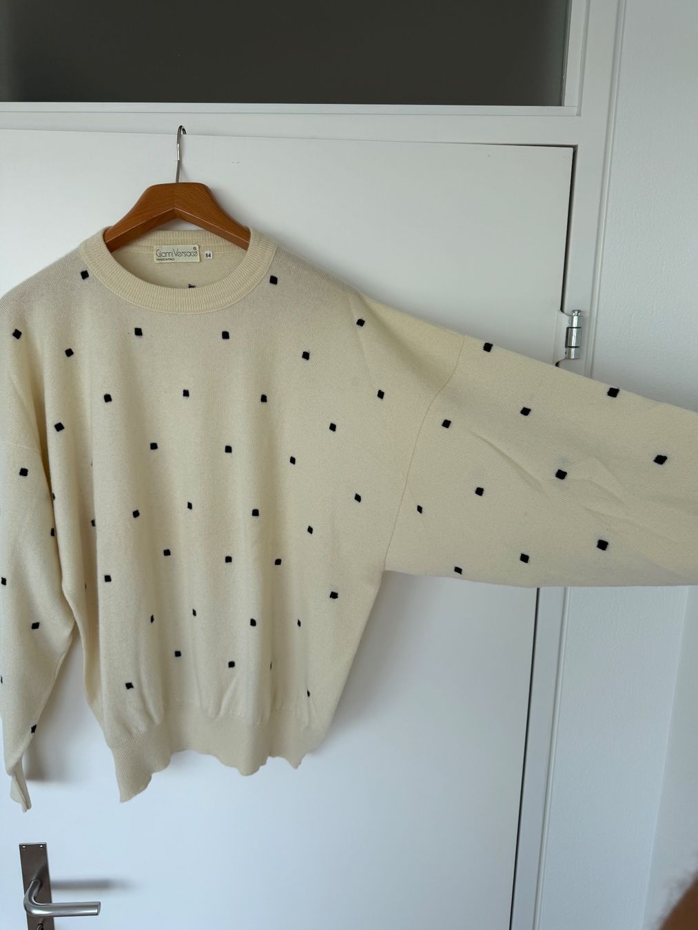 Versace Pullover & Sweatshirts: Gianni Versace Pullover vintage – Gebraucht aus Wallisellen von max.mil 2