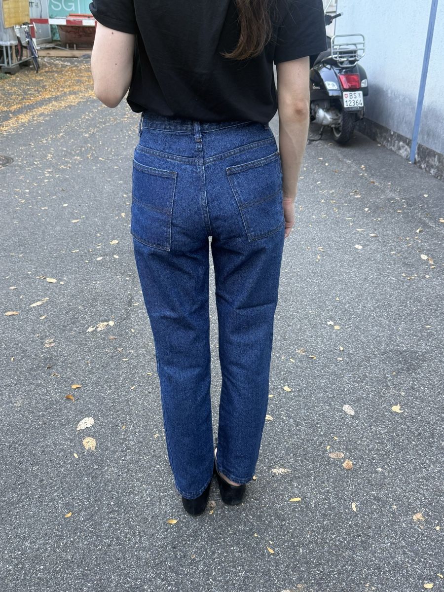 Hugo Boss Jeans: Seltene 90s Boss Jeans – Usato da Basel venduto da ele_j688 1