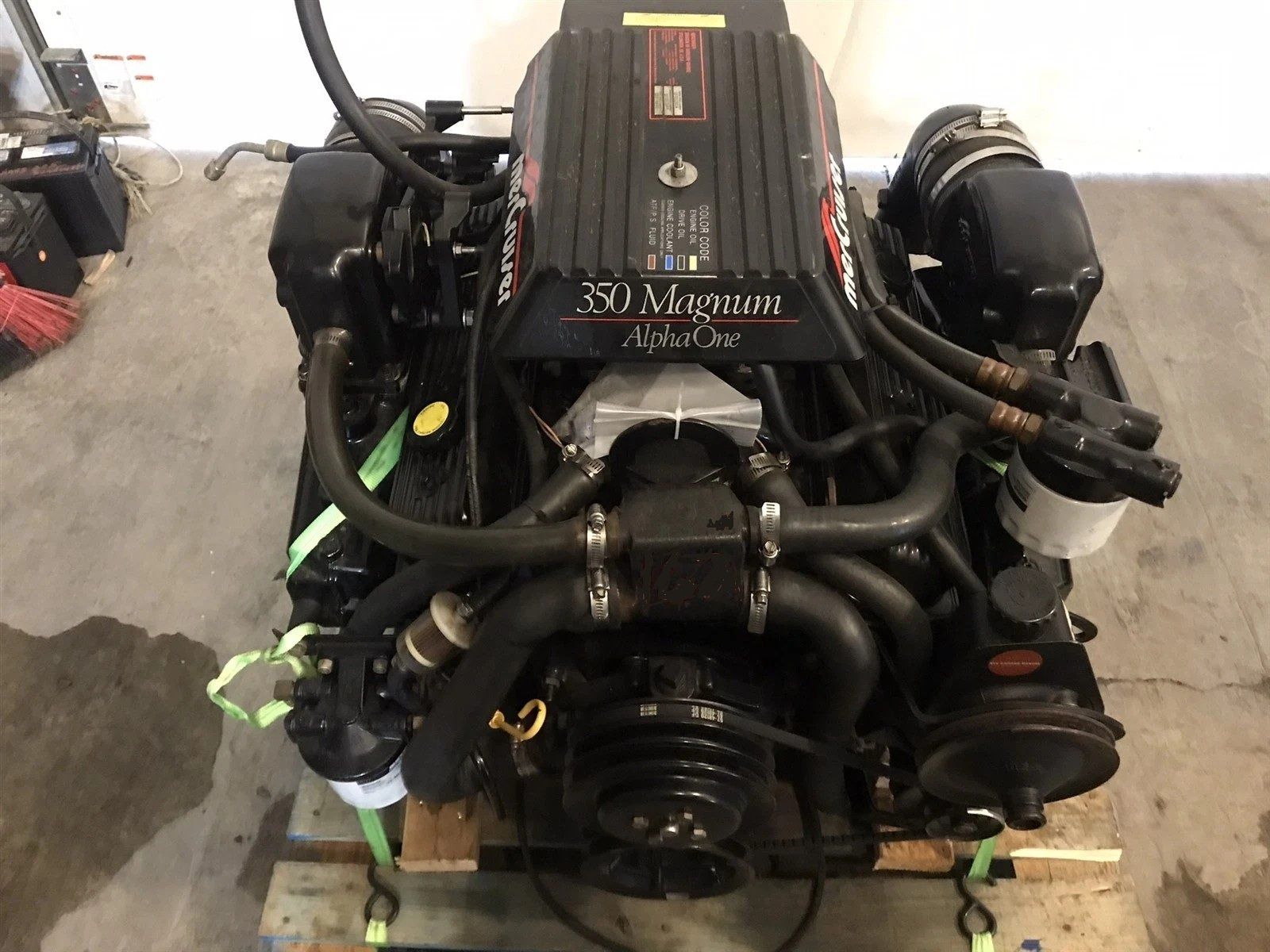 Mercury Motori: MERCRUISER 350 MAGUNUM MOTOR – Usato da Avenches venduto da BOOTTRANSPORTE