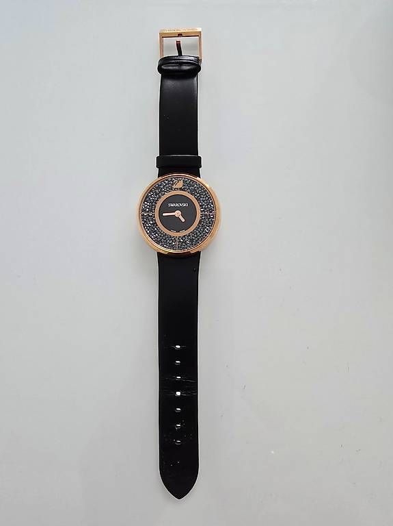 Swarovski Orologi: Swarovski Damen Uhr – Usato da Sevelen venduto da ZynpYlds