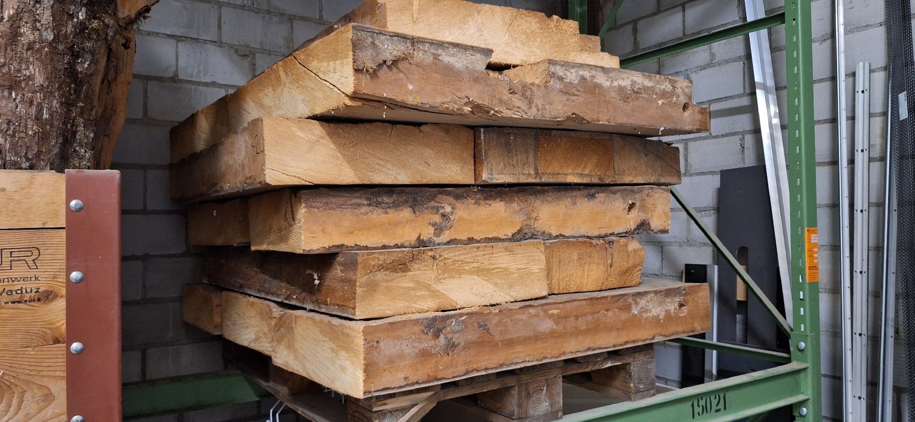 Articoli in legno: Altholzbretter Fichte CH – Usato da Kloten venduto da WOODStudio