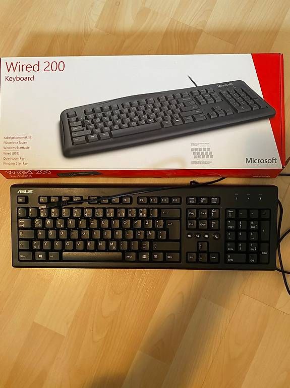 Tastiere: PC Tastatur Neu – Usato da Pratteln venduto da Sylvie027