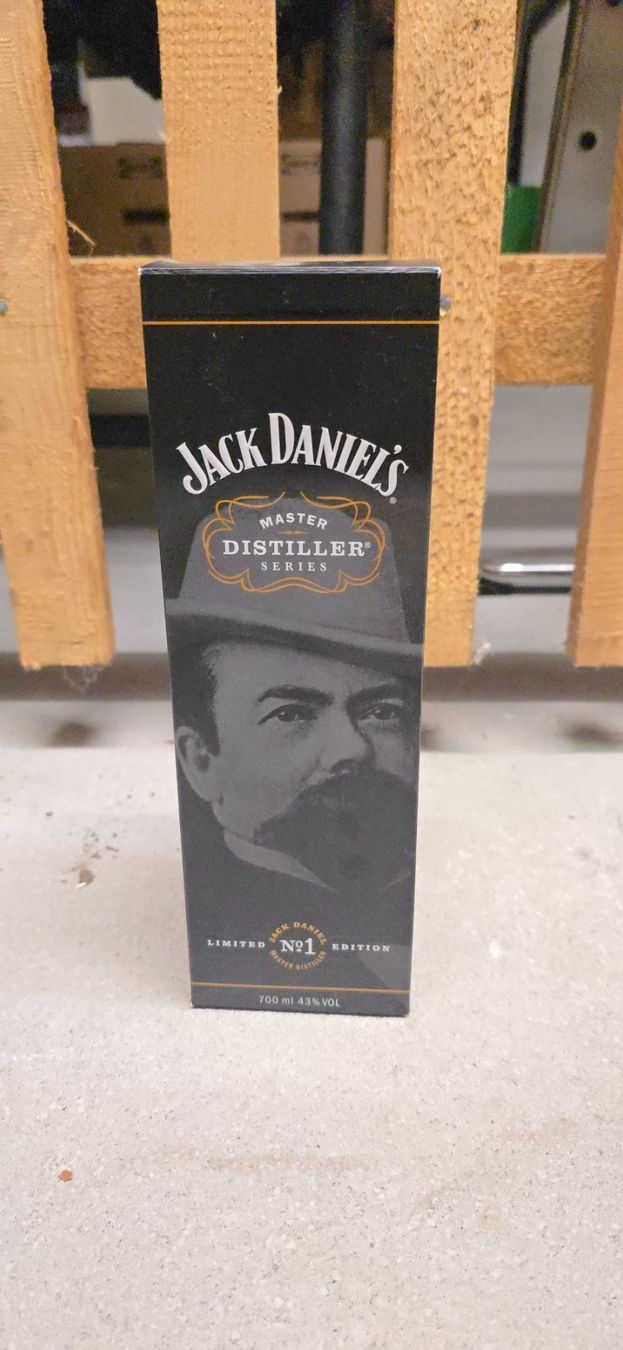 Jack Daniels Bevande alcoliche: Jack Daniels Master Distiller – Nuovo e nell'imballaggio originale da Duebendorf venduto da Necii95 1