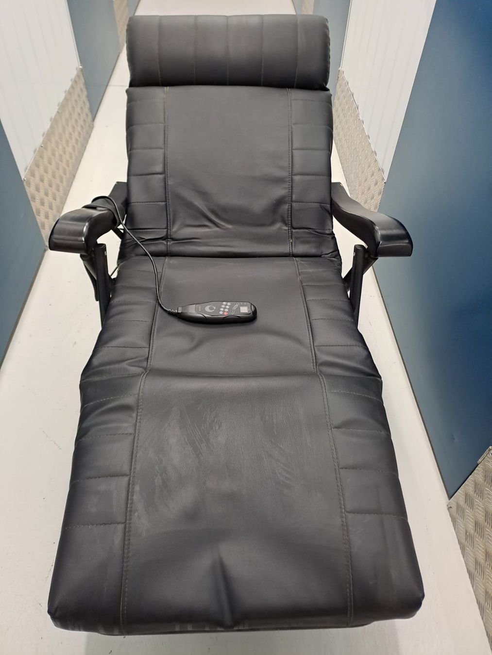 Sessel: FAUTEUIL MASSAGE – Neu (gemäss Beschreibung) aus Lausanne von zor_2zbc