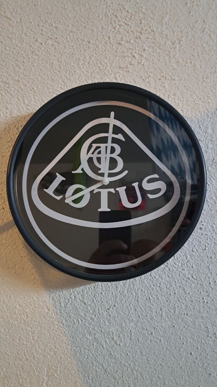 Uhren: Lotus Wanduhr – Gebraucht aus Ramsen von abtaudi