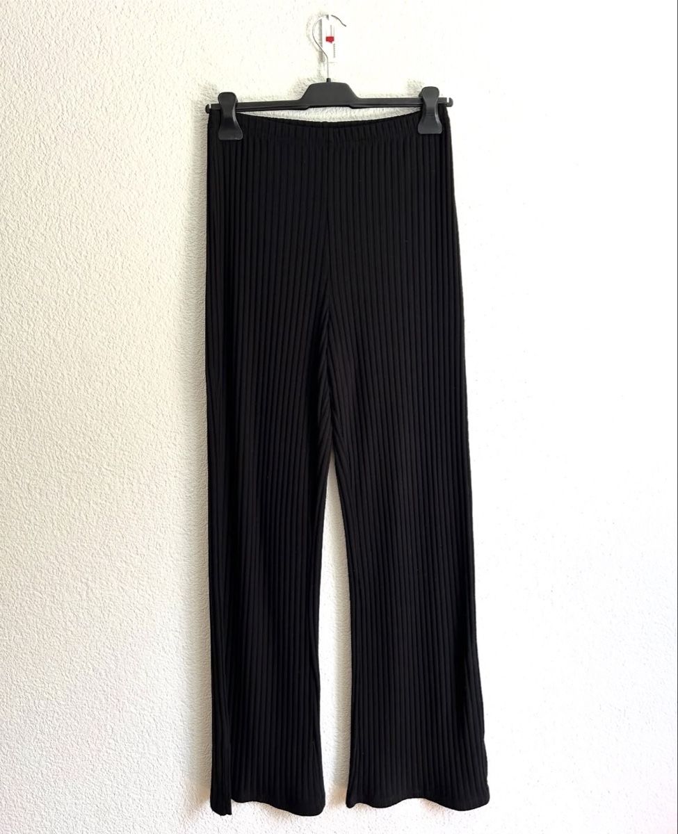 H&M Pantaloni: H&M Hose  – Usato da Chur venduto da faja7000