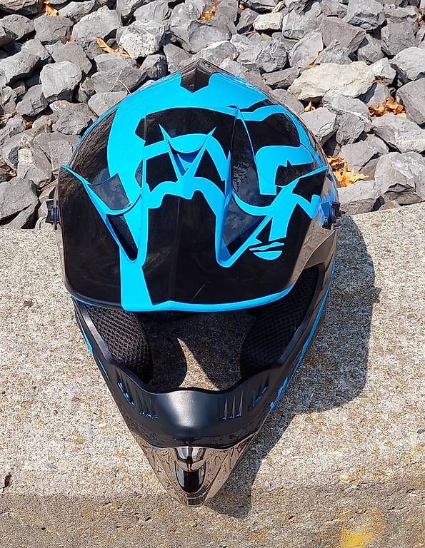 Caschi & visiere: Cross Helm – Usato da Ennetbürgen venduto da Keule185 1