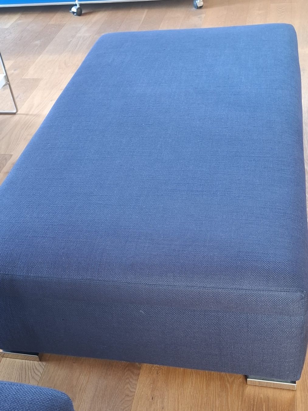 Minotti Sofas: Minotti 3-Sitzer Sofa blau + Ottomane – Gebraucht aus Meilen von Cabi77 3