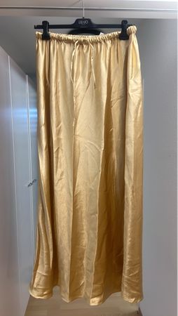 TopShop- Italian Maxirock goldfarben neu!