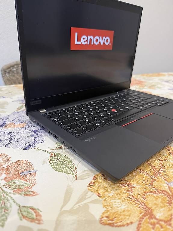 Notebook: Lenovo ThinkPad Gen 2 , CPU Gen 11 – Usato da Morbio Inferiore venduto da Mimmo. 1