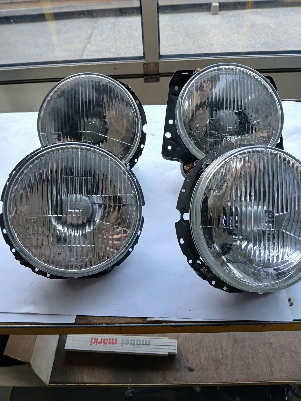 VW Fari: 4x H4 Scheinwerfer Bosch Hella Saturnus gebraucht – Usato da Langenthal venduto da Egro50